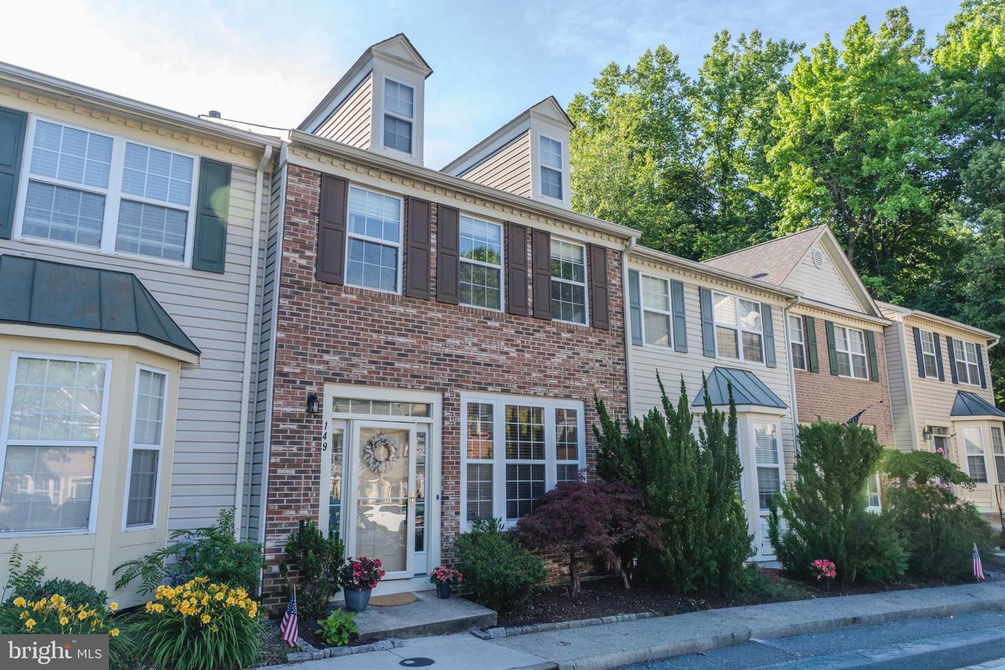 149 Quiet Waters Place