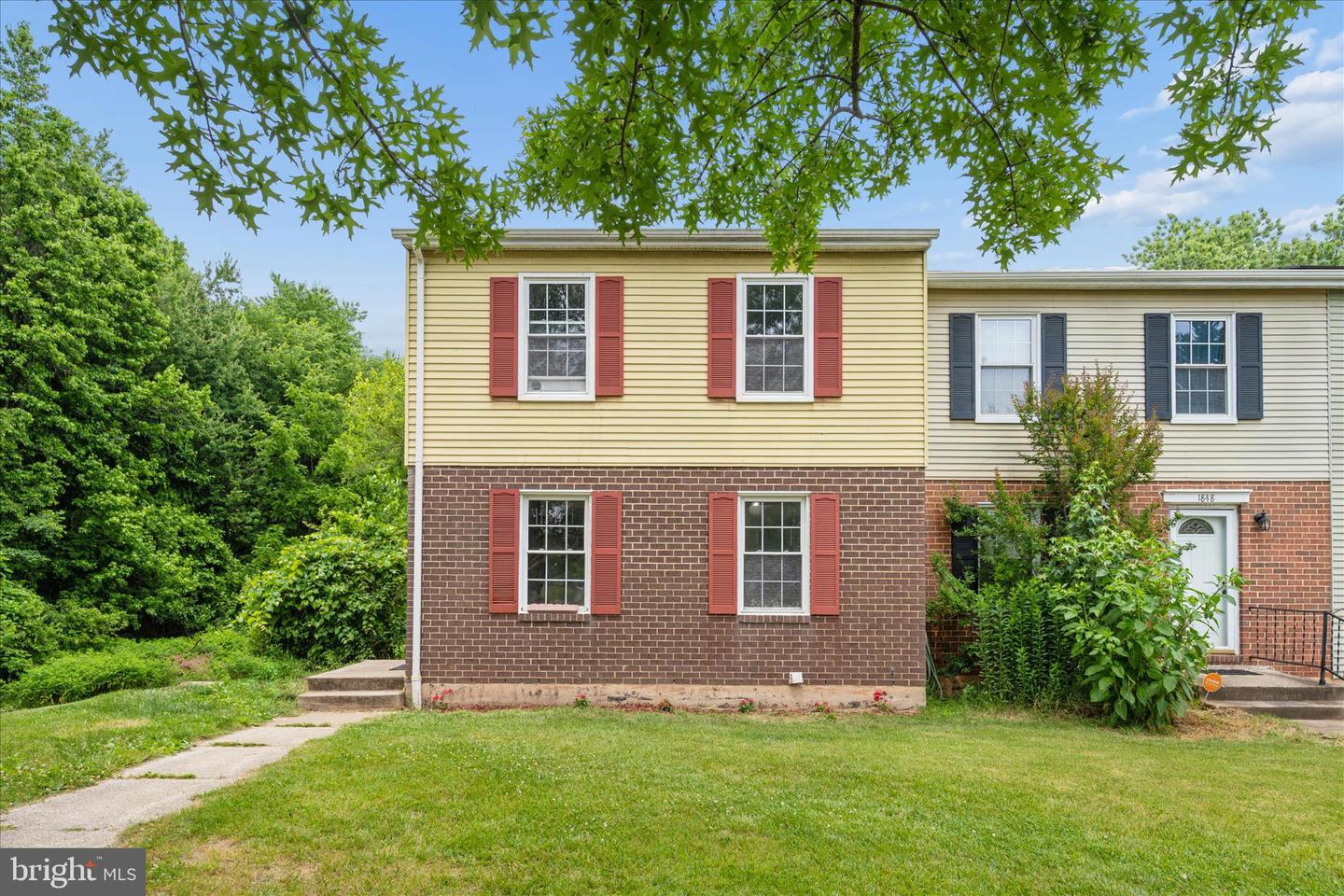 1850 Dove Court