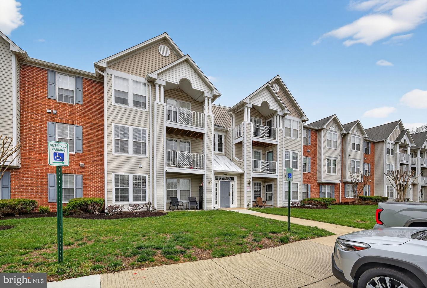 2456 Apple Blossom Lane #201