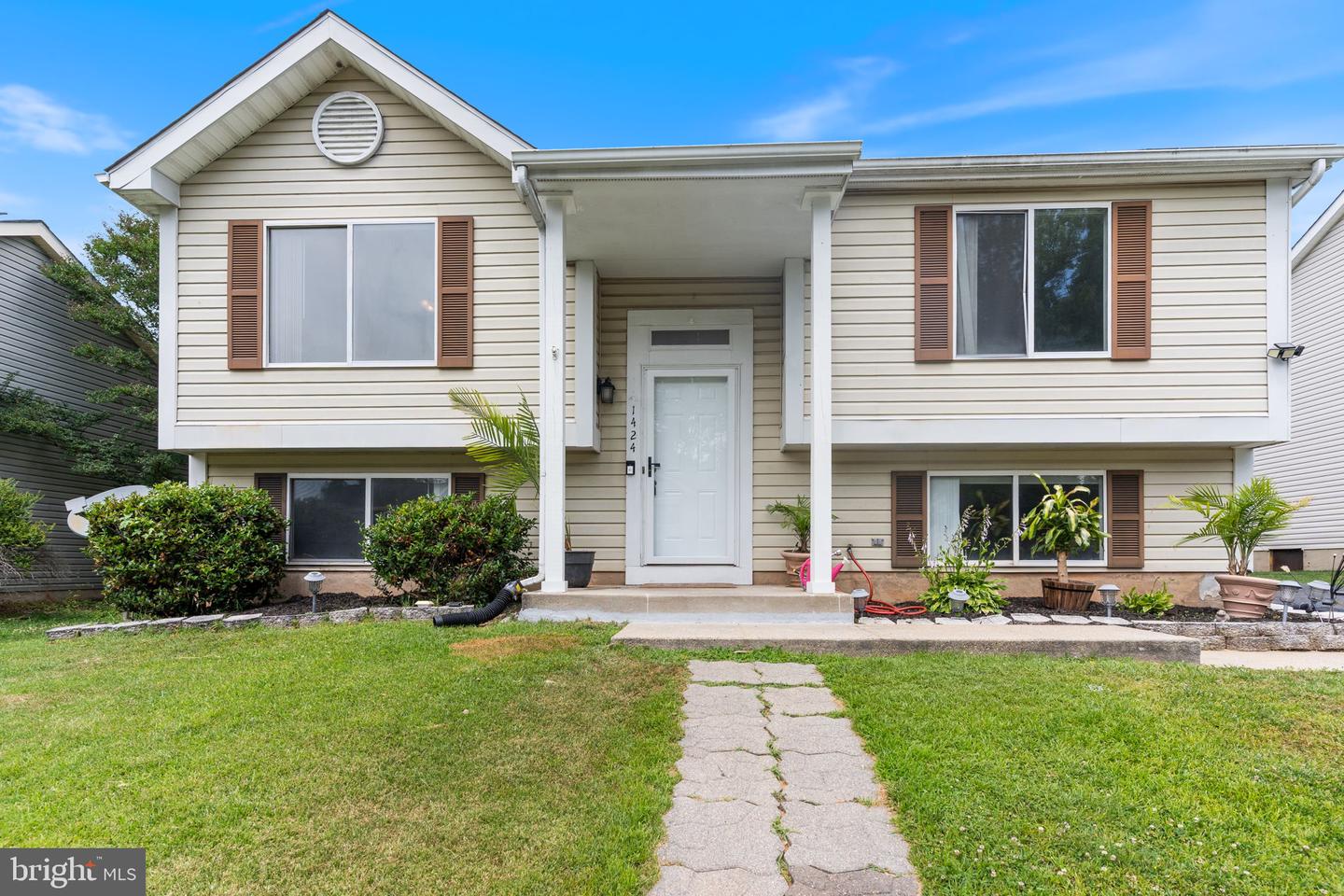1424 Boulder Lane