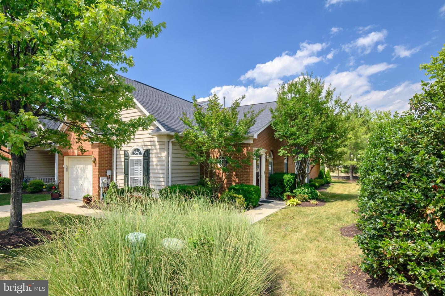 338 Hamlet Circle