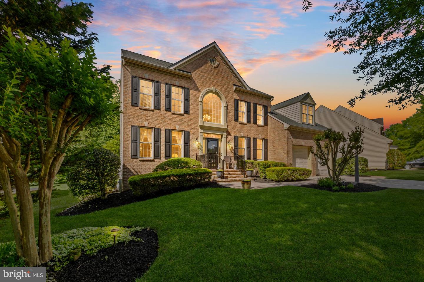 1325 Bluegrass Way