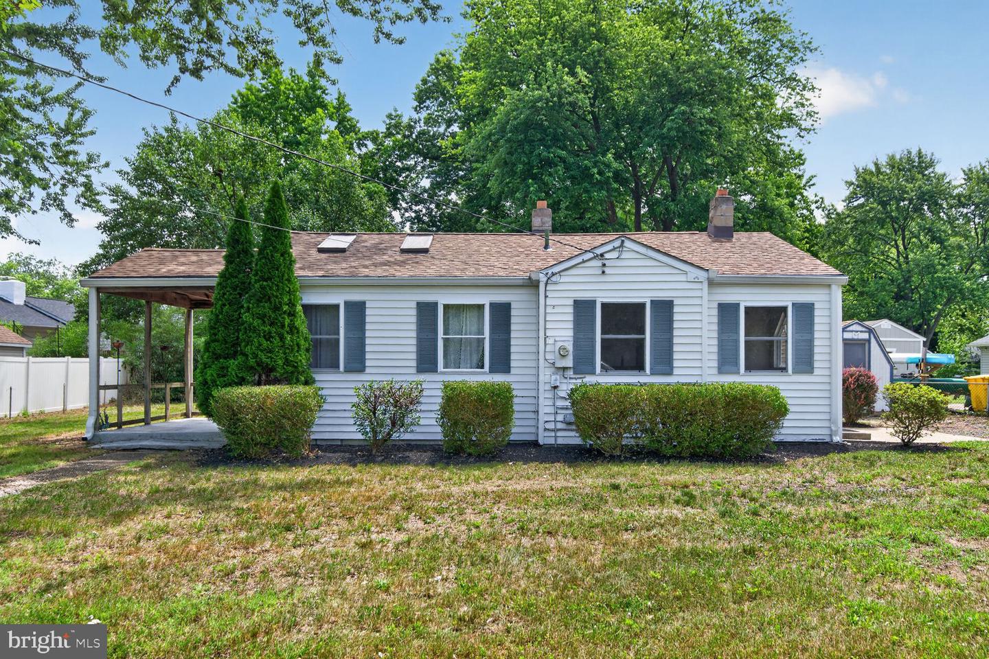 303 Holly Road