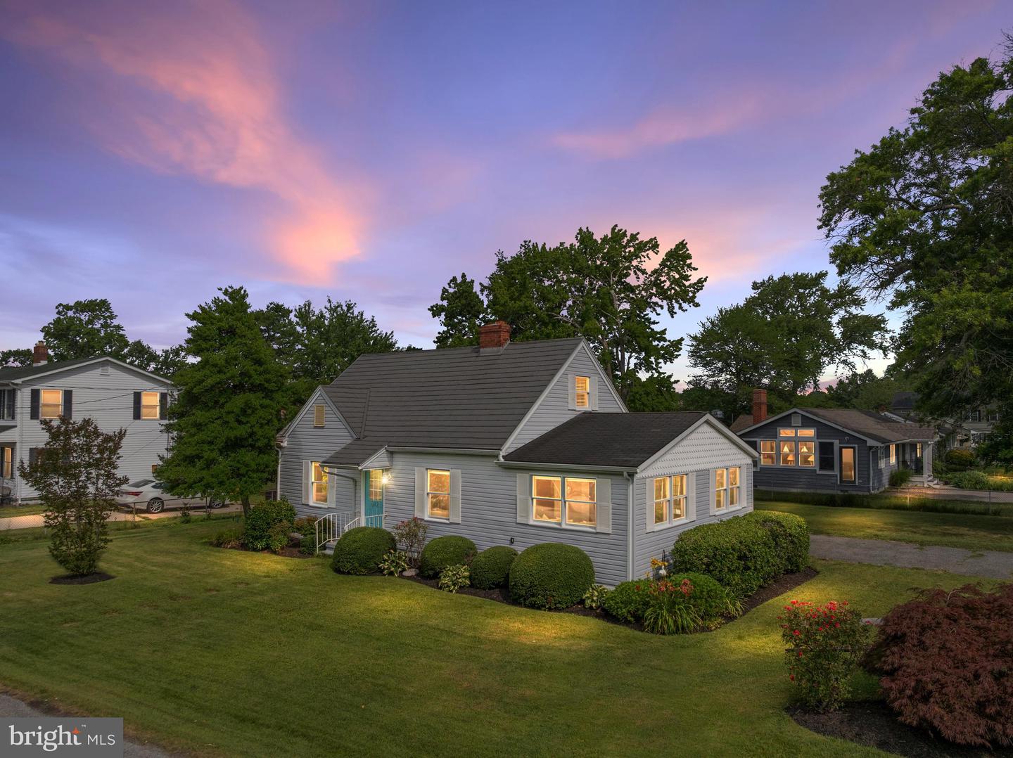812 Bay View Drive