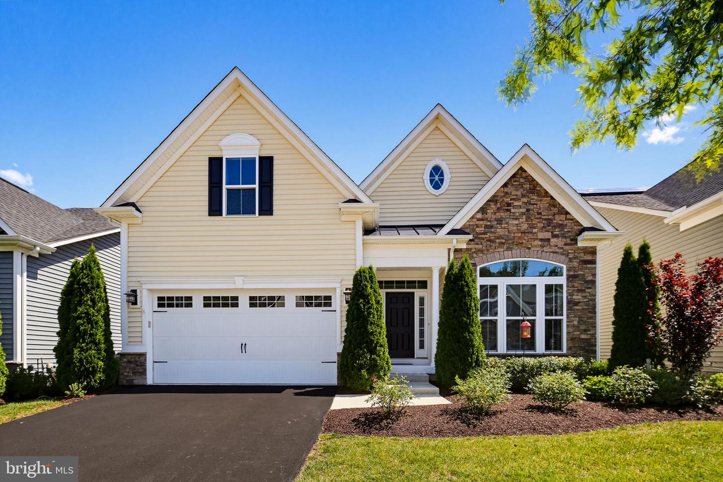1482 Catbriar Way
