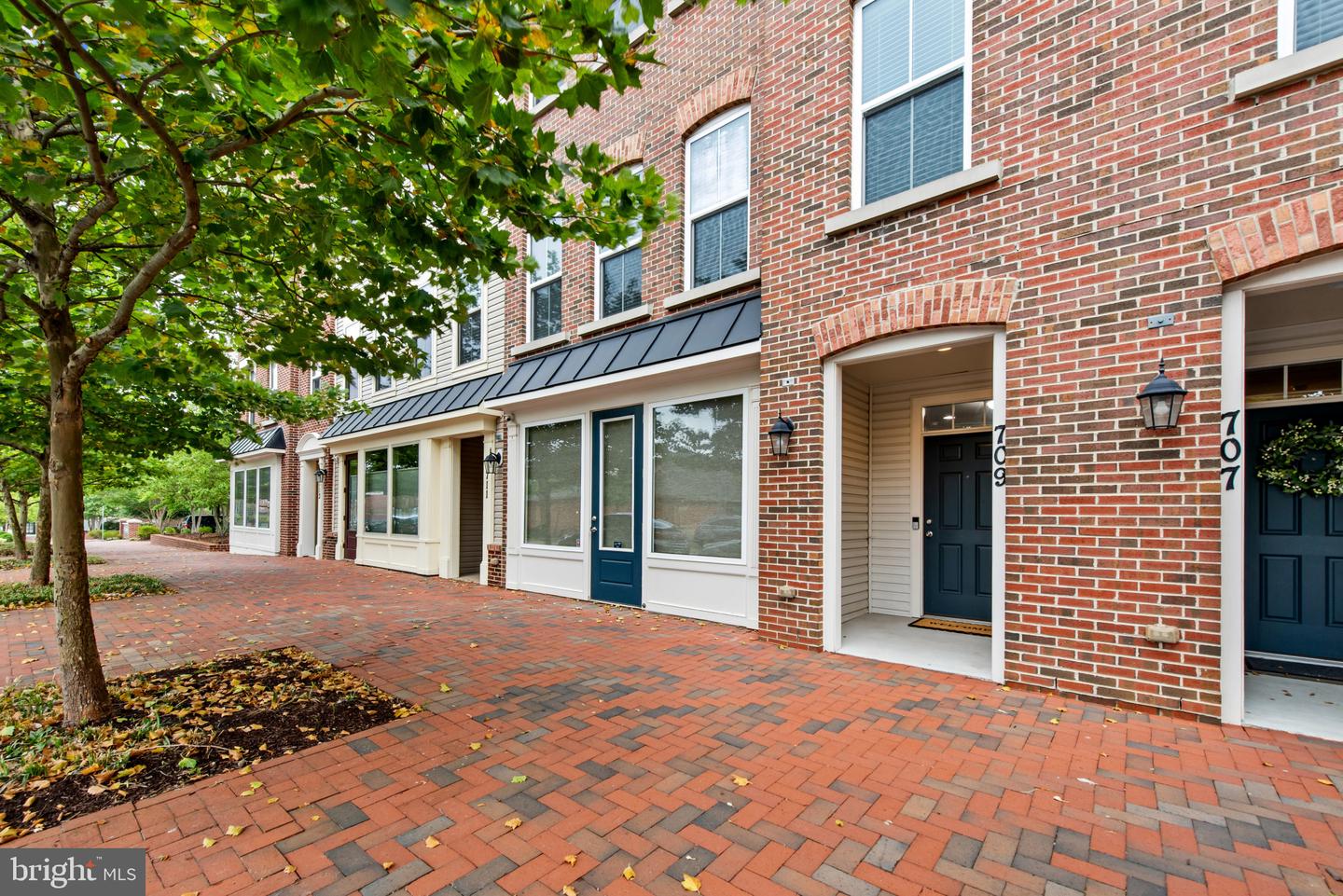 709 Skippers Lane