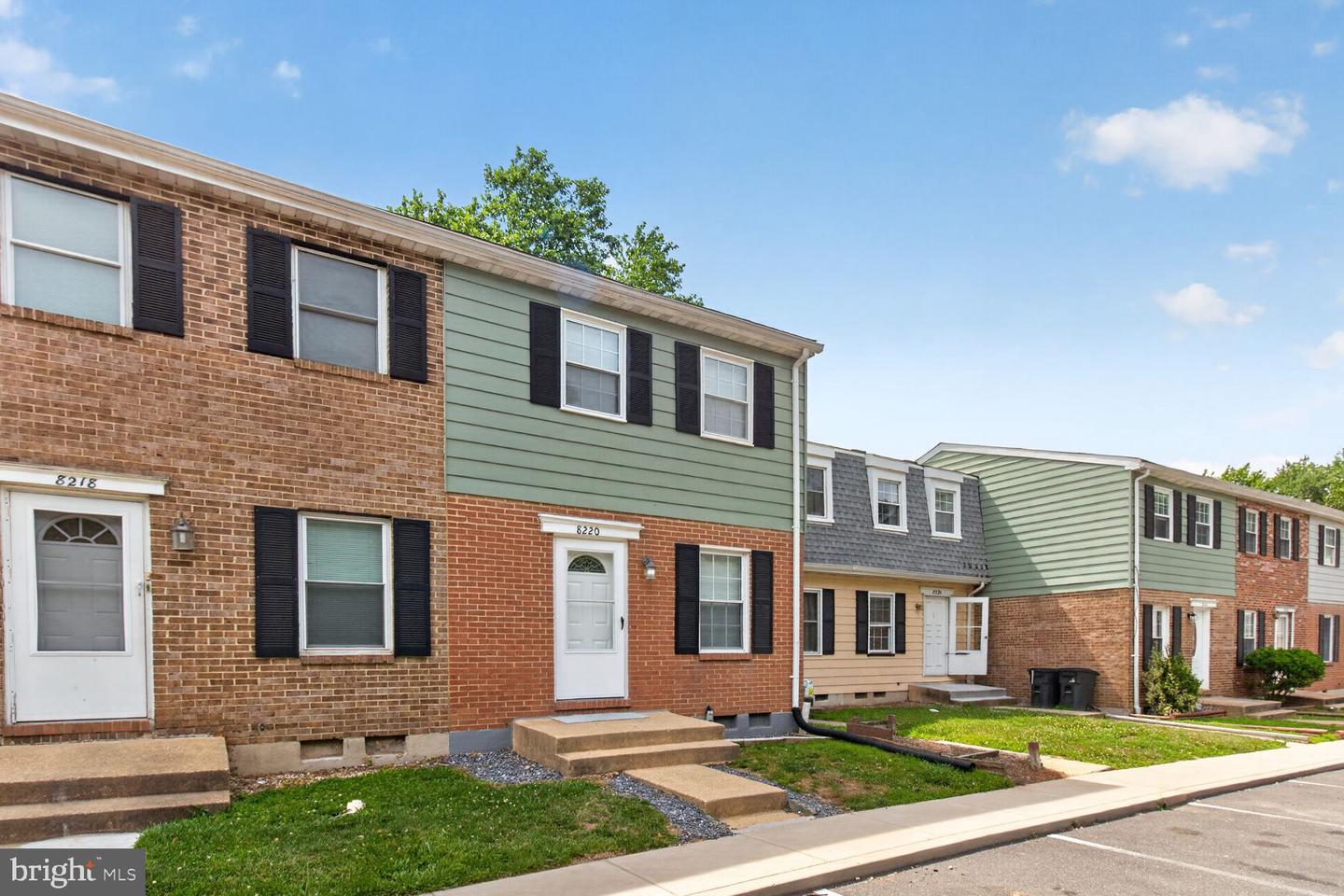 8220 Marlton Court