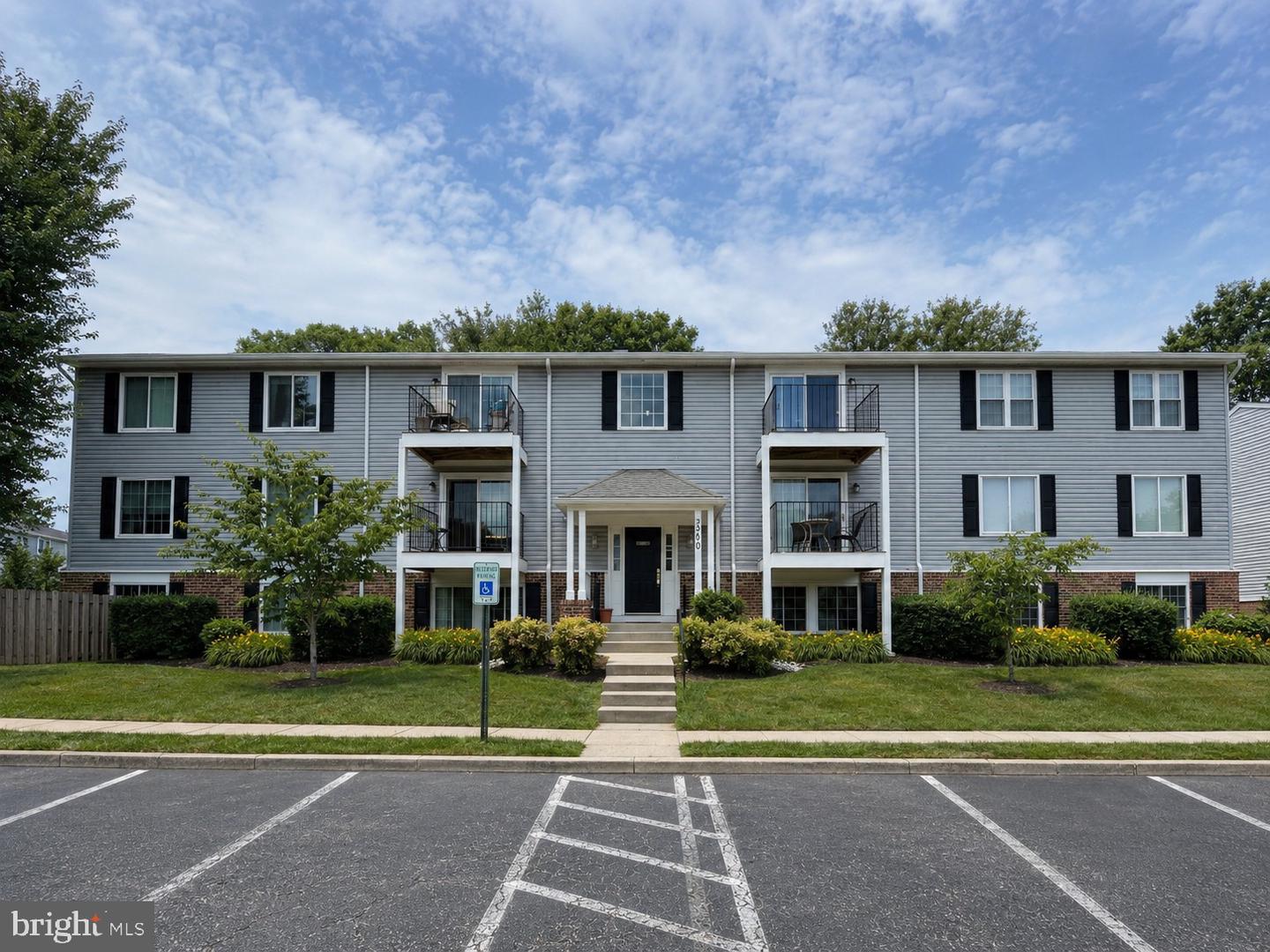 3500 Wedgewood Court #k