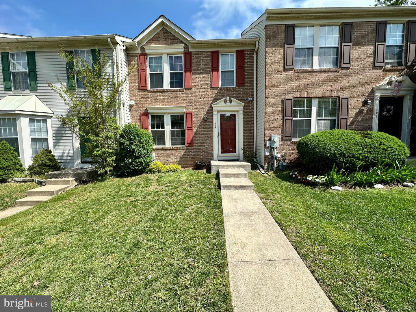 124 Foxchase Drive