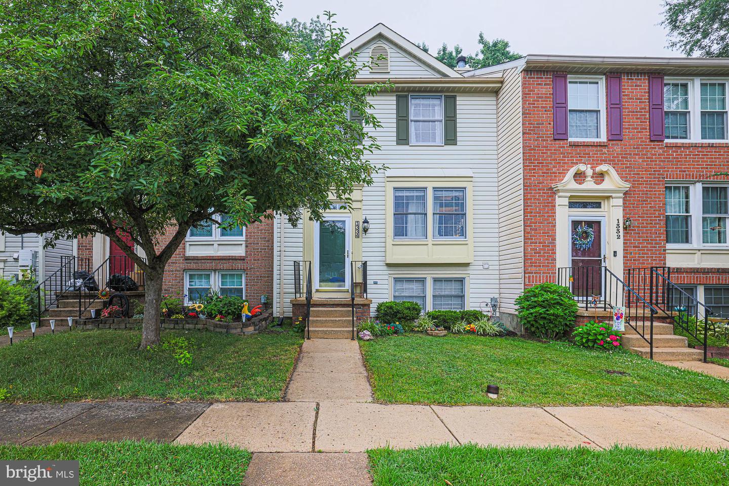 1334 Hollow Glen