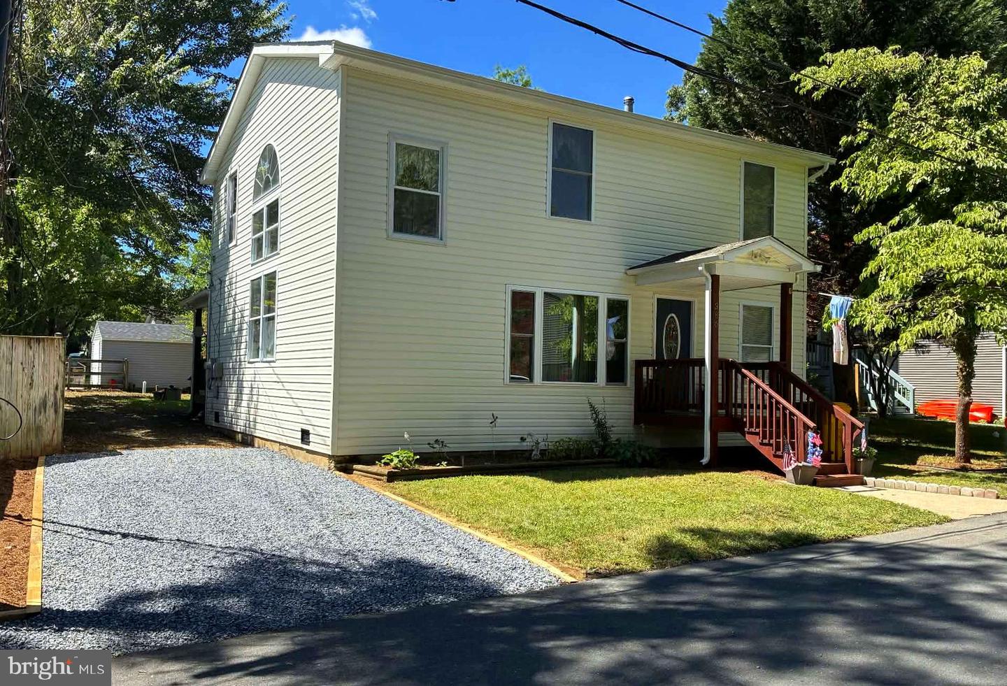 386 Laurel Trail