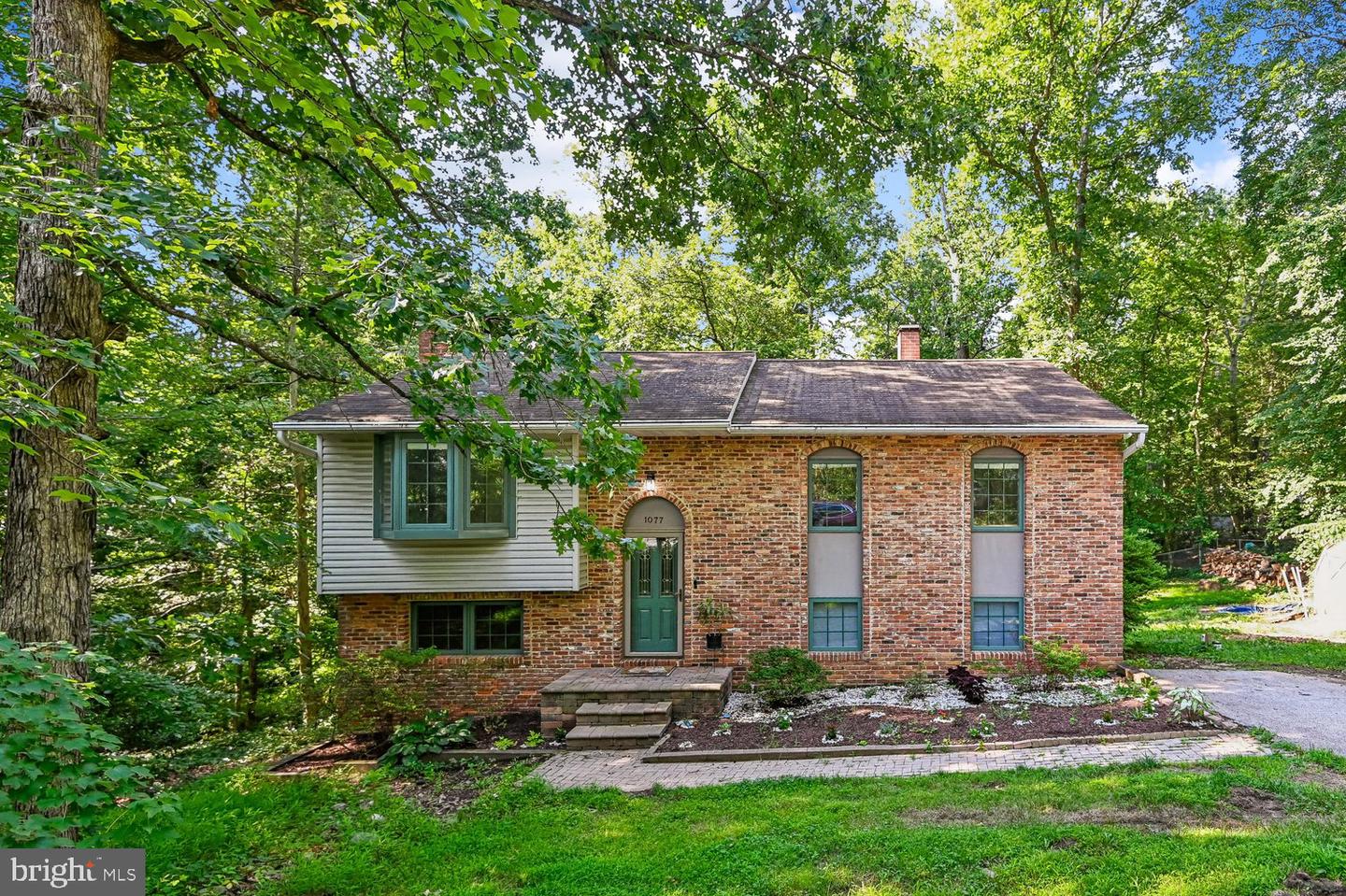 1077 Plum Creek Drive