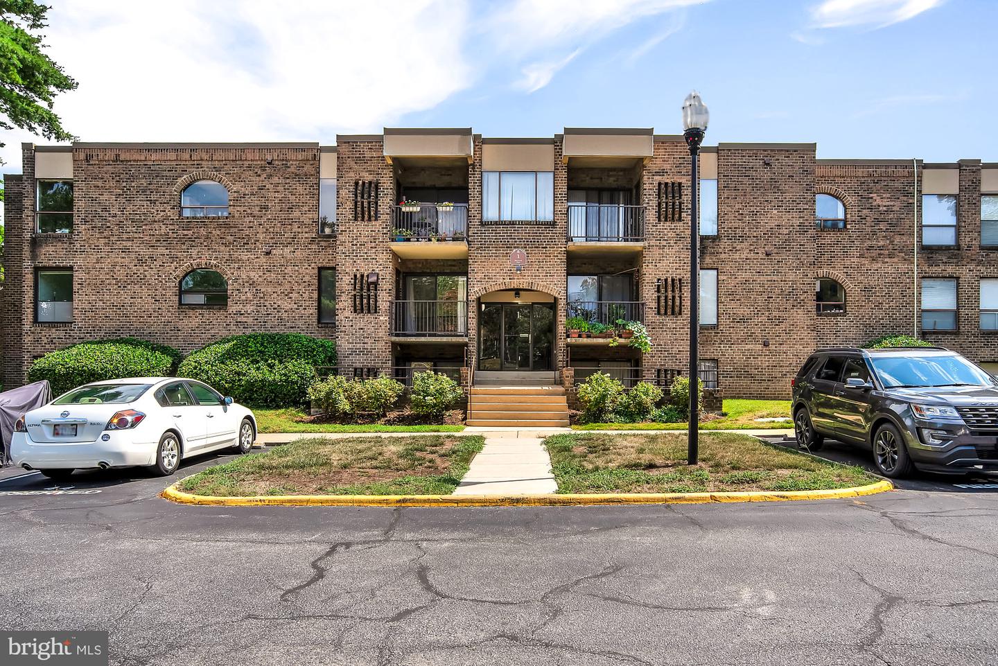 1 Silverwood Circle #8