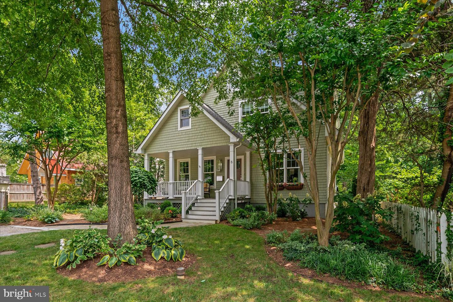 8 Shiley Street