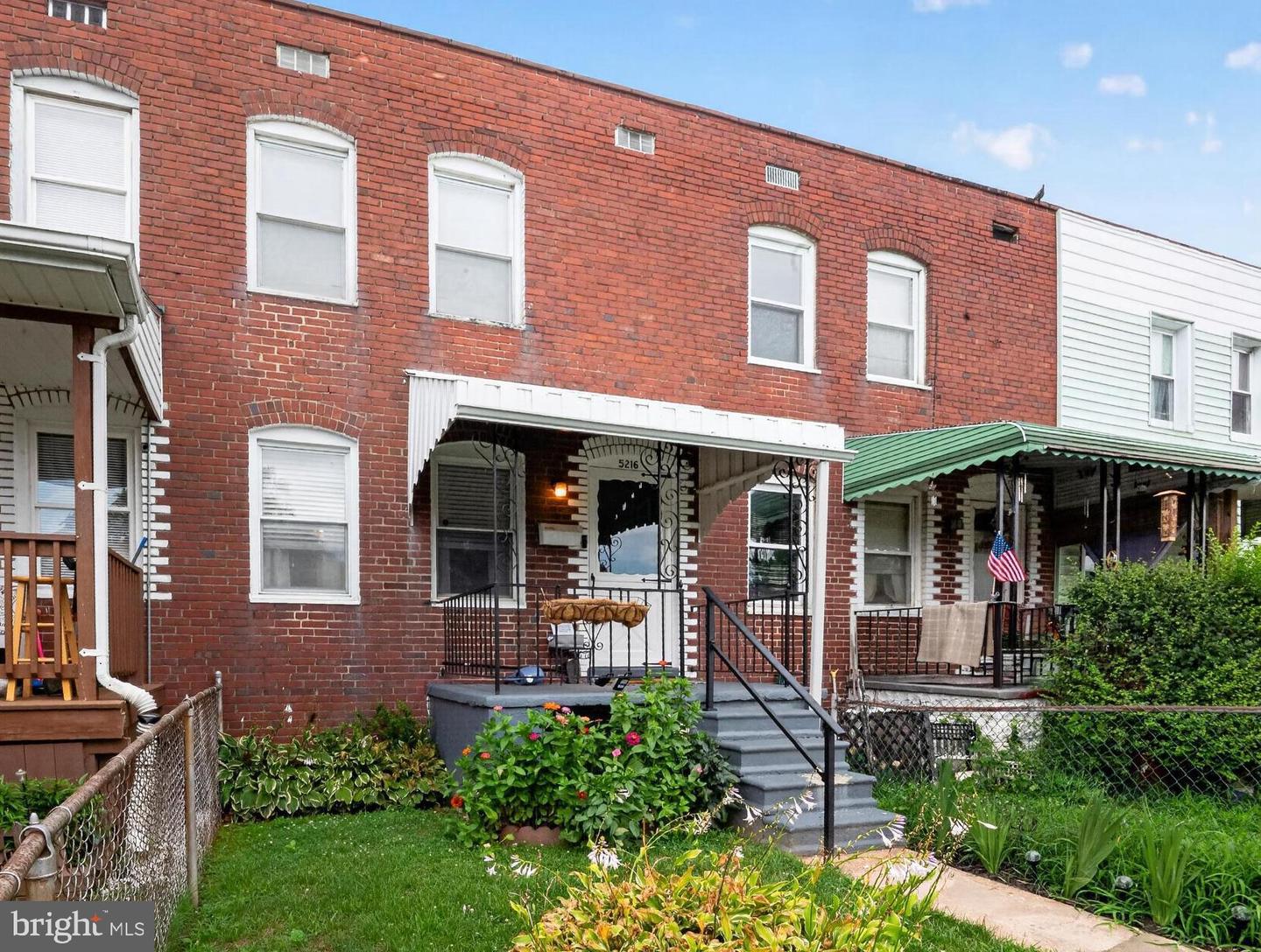 5216 Patrick Henry