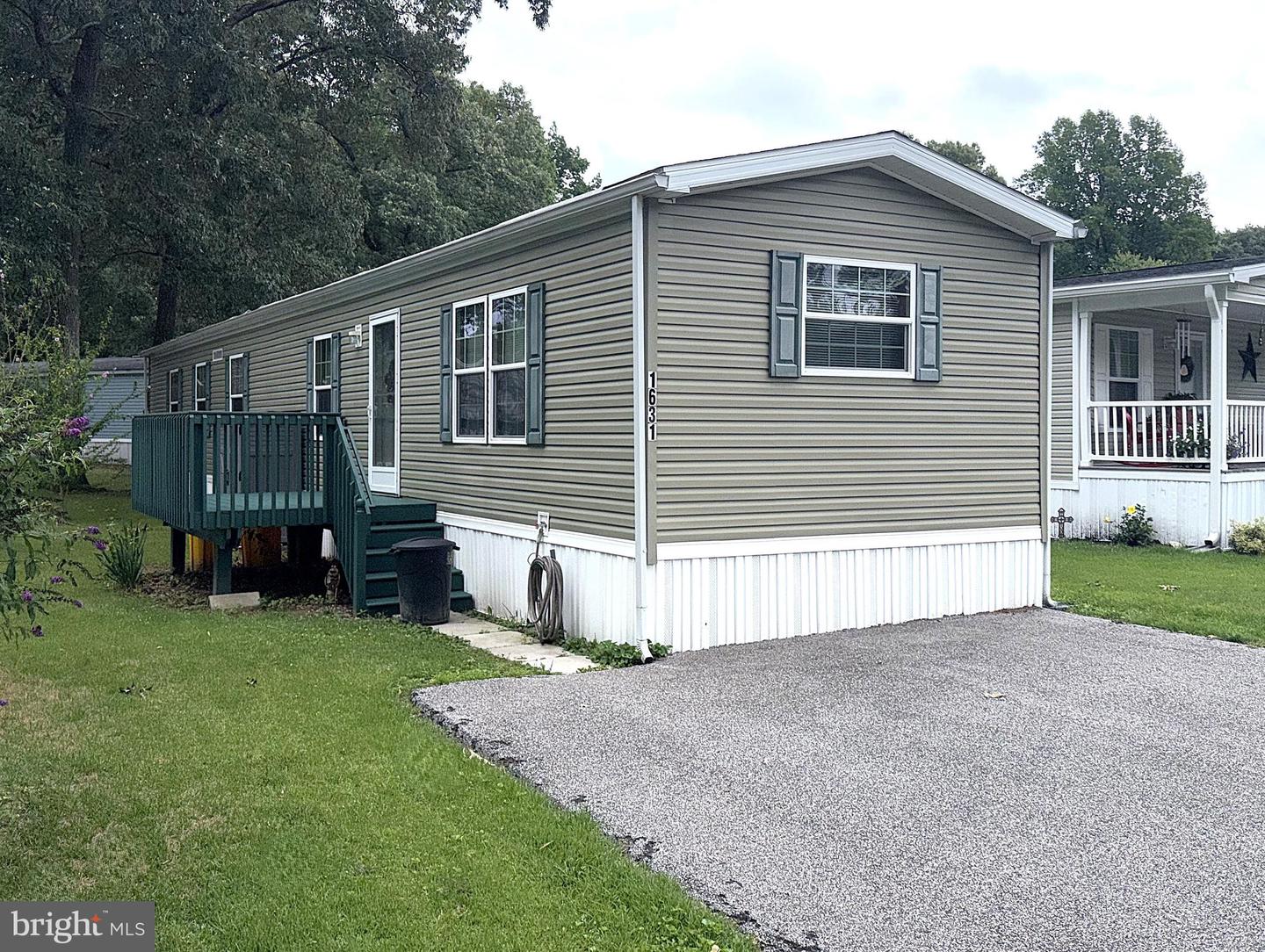 1631 Shannon O Circle