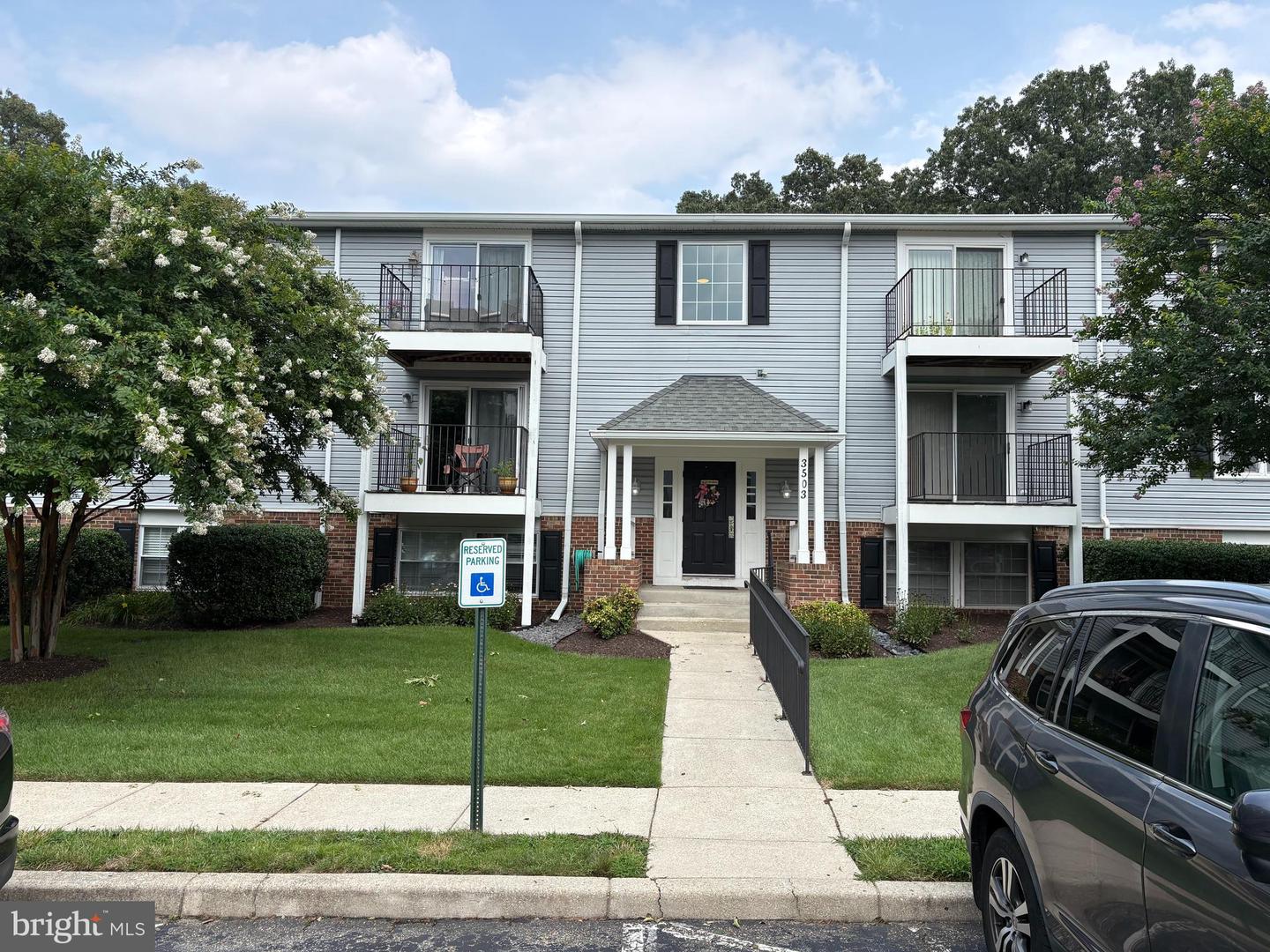 3503 Wedgewood Court #f