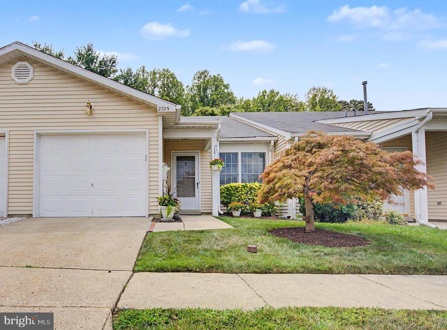 2729 Yeomans Lantern Court