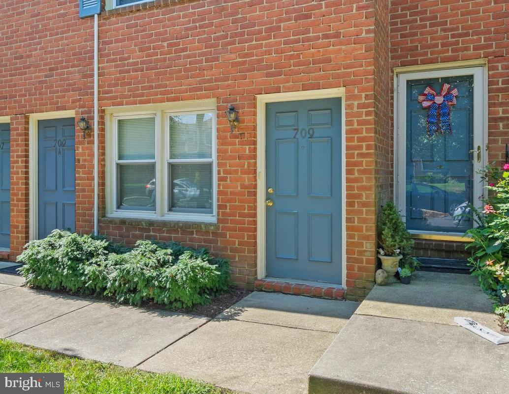 709 Glenwood Street #57