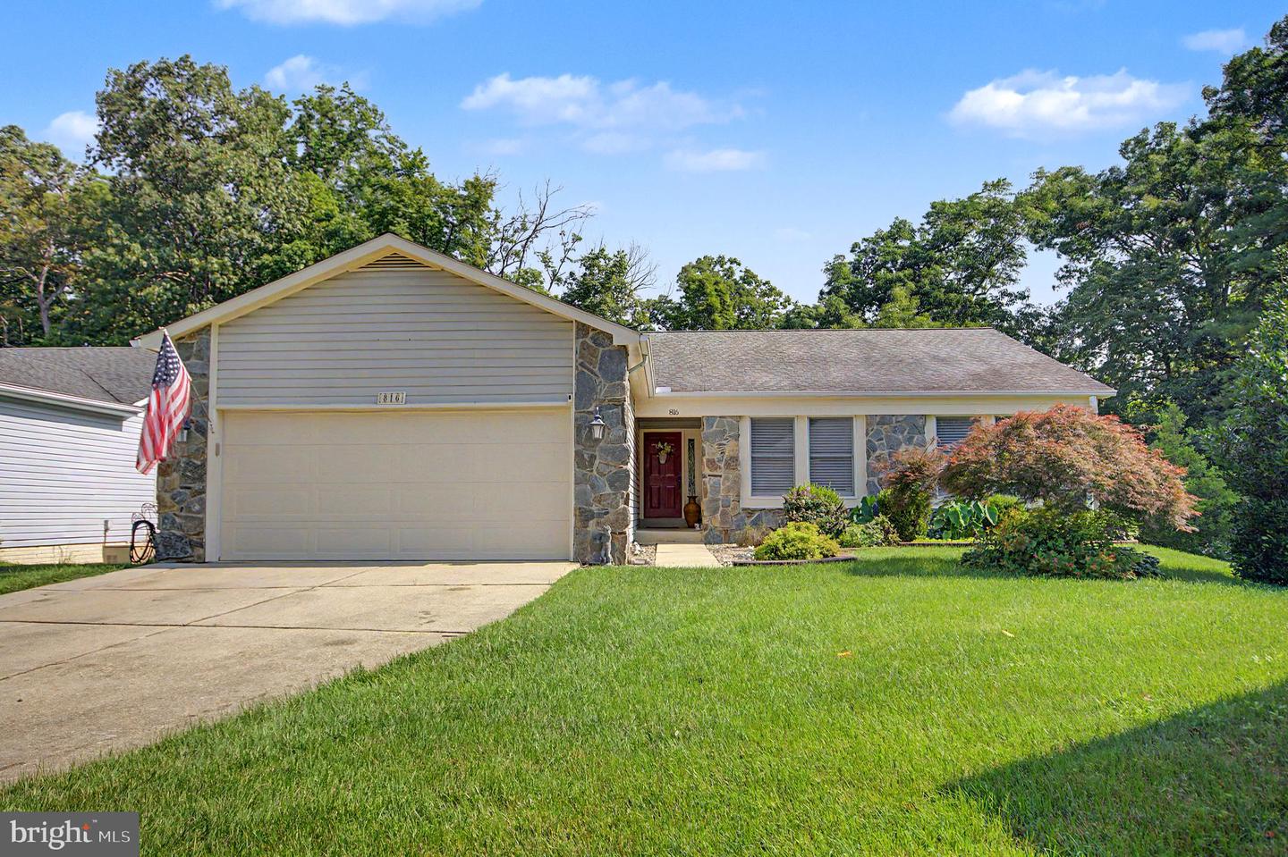816 Boatswain Way