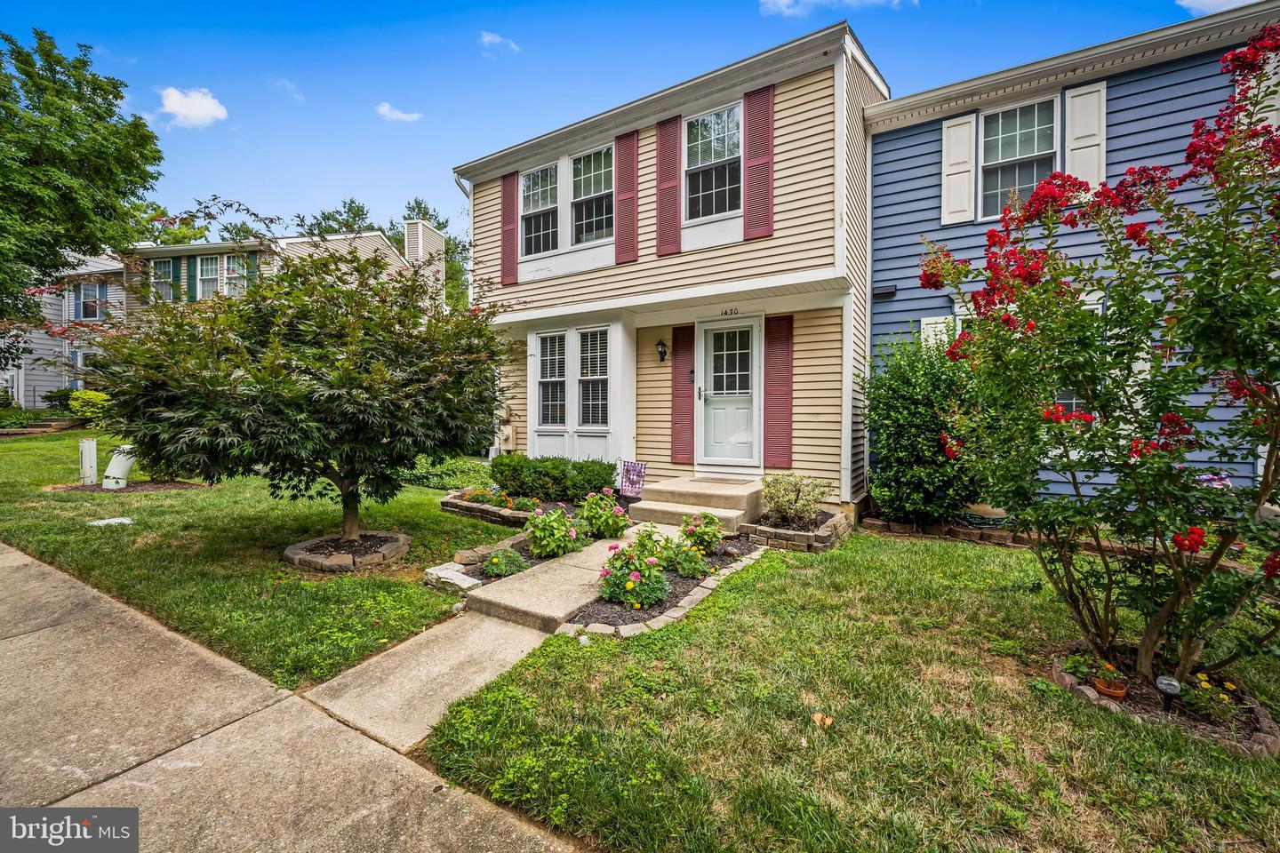 1430 Point O Woods Court