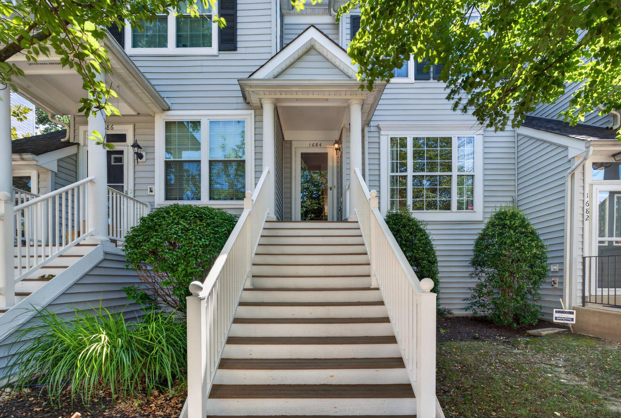 1684 Fallowfield Court