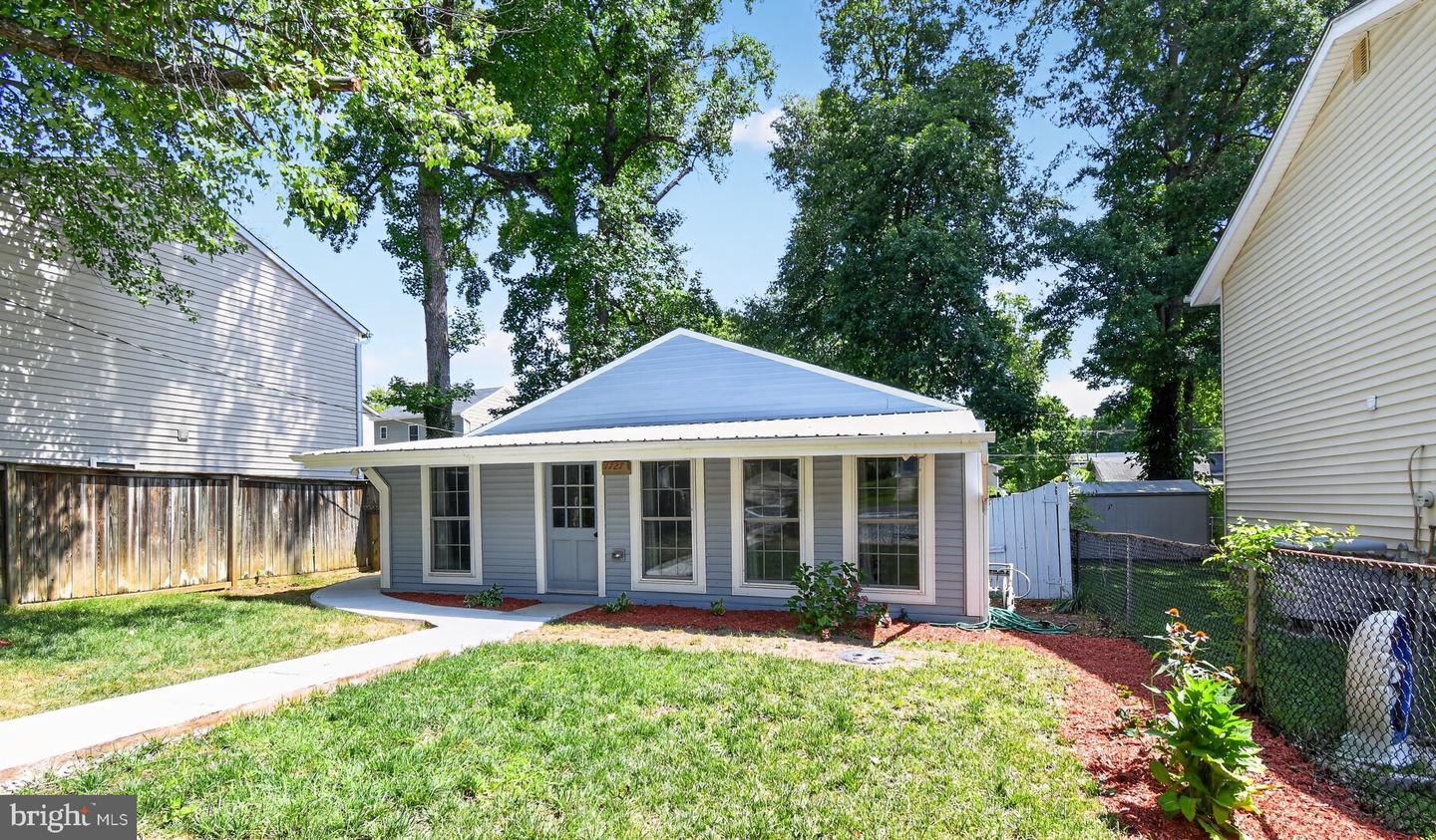 1727 Forestville Road