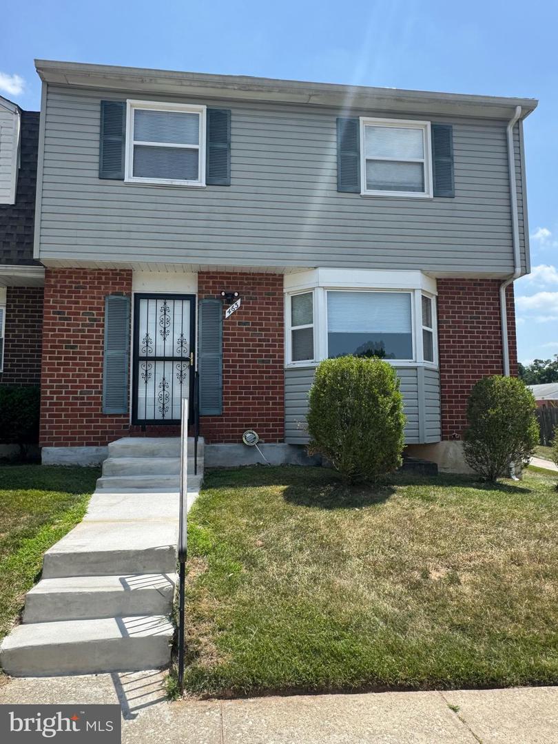 463 Darton Court