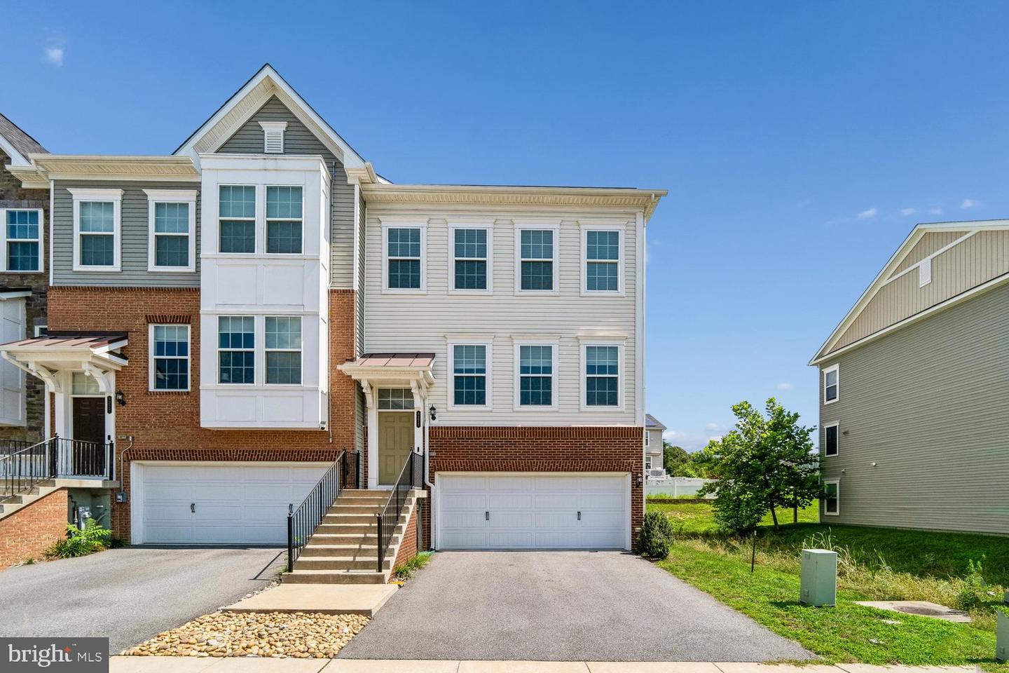 8275 Meadowood Drive