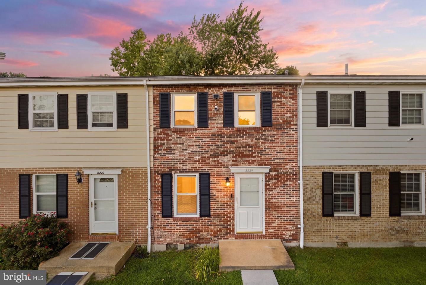 8229 Coatsbridge Court