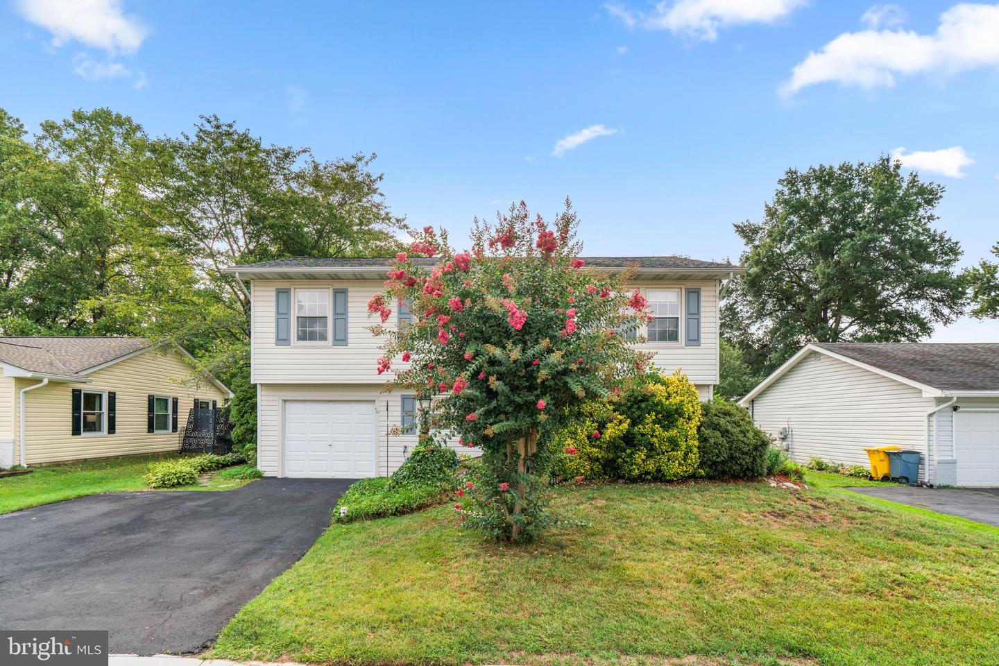 985 Sunny Court