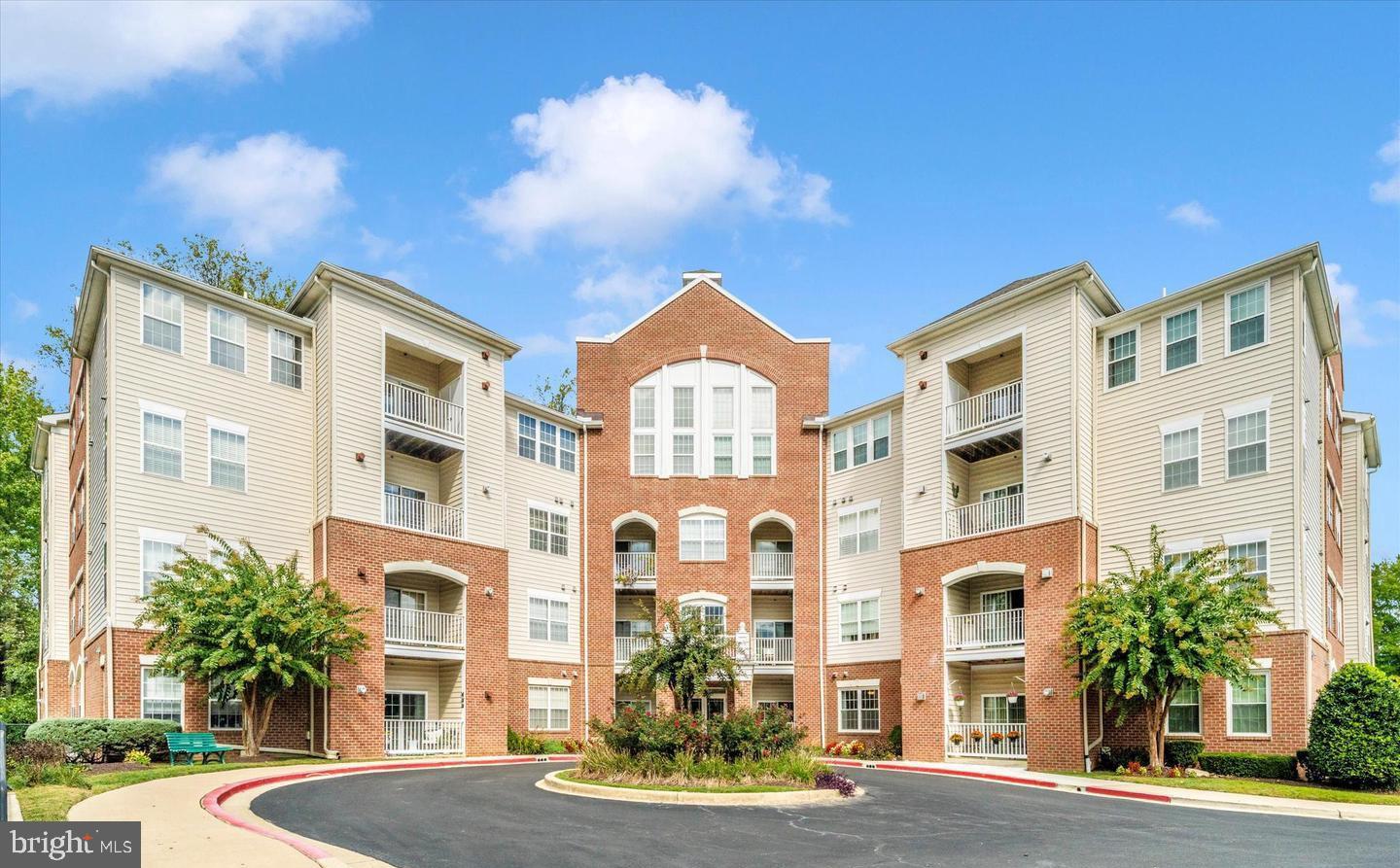 2610 Chapel Lake Drive #104