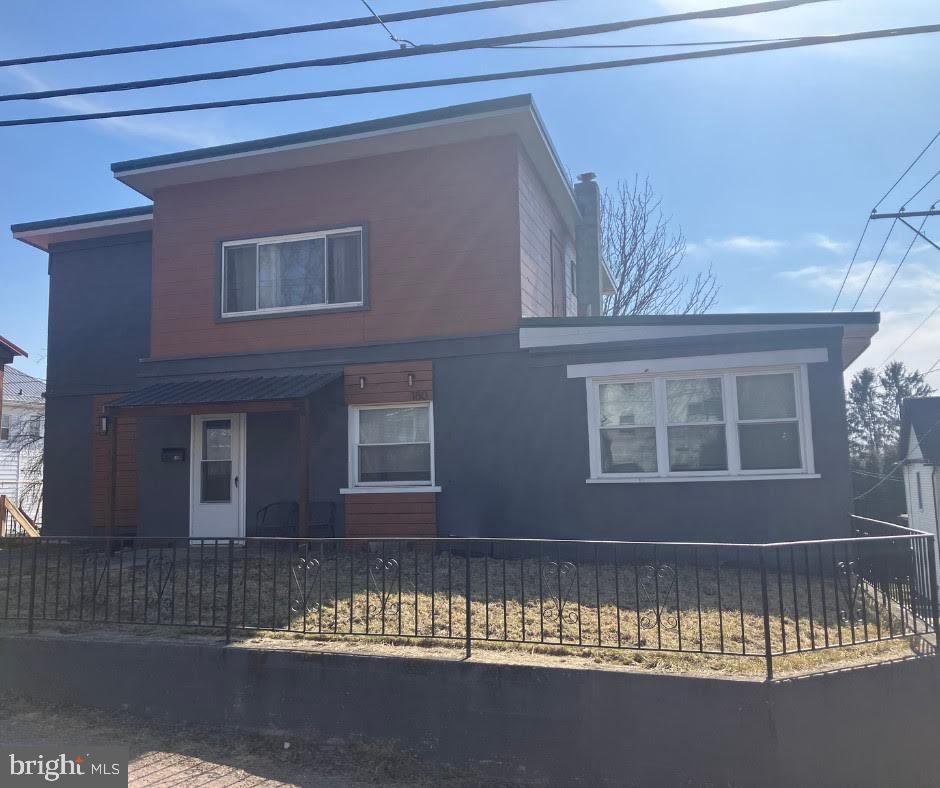 180 E Mechanic Street, Frostburg