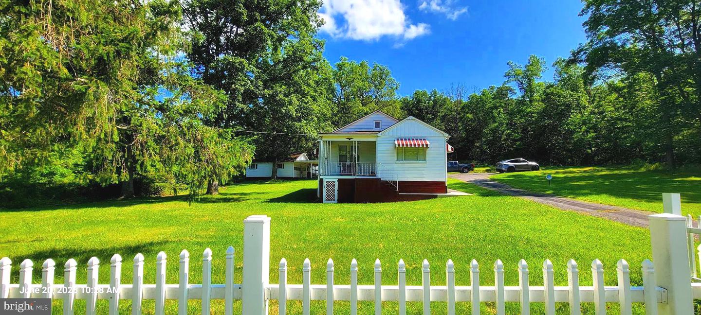 25909 Oldtown Road SE, Oldtown
