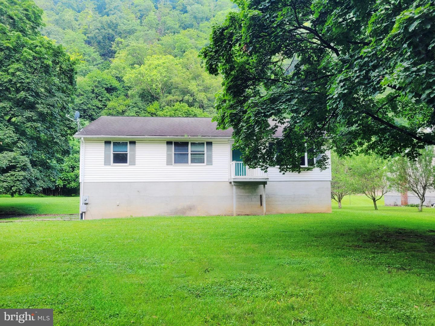 413 Braddock Street, Lavale
