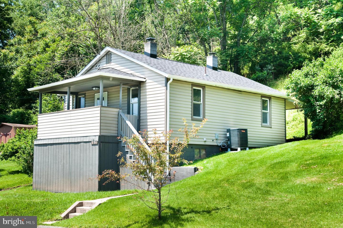 11313 Morningside Drive NE, Cumberland