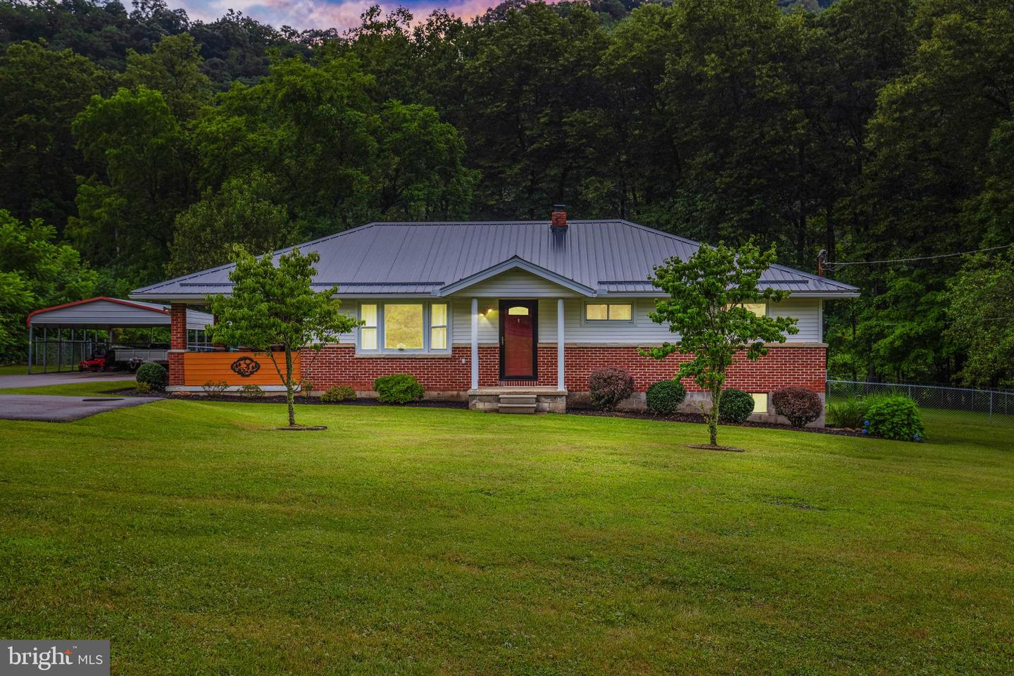 12015 Vale Summit Rd, Frostburg