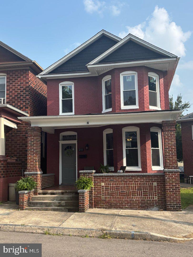 211 S Central Avenue, Cumberland