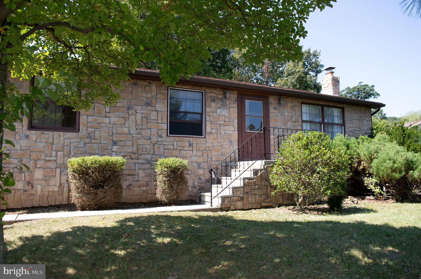 12713 Winchester, Cumberland
