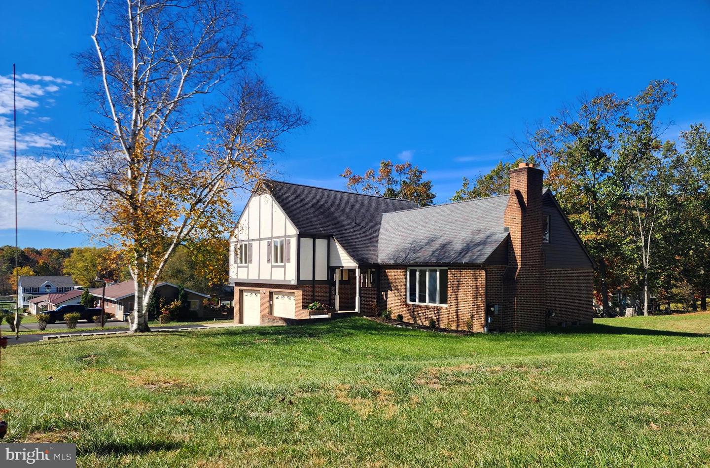 18625 White Oak Drive, Rawlings