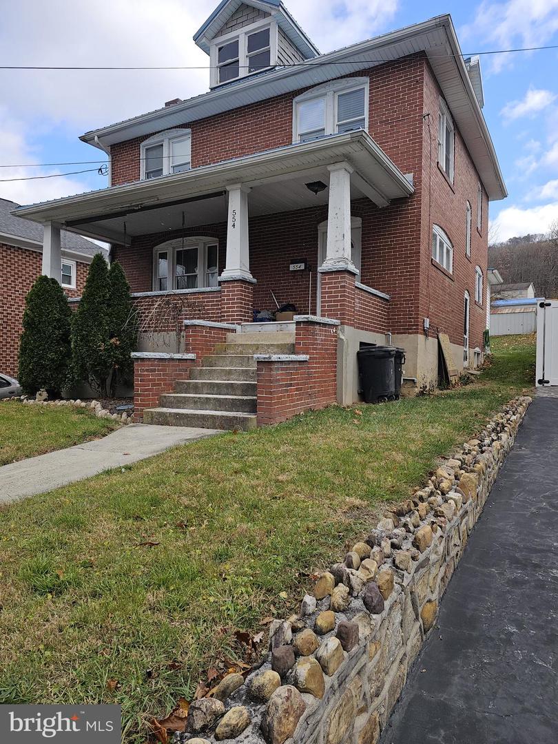 554 A Street, Lavale