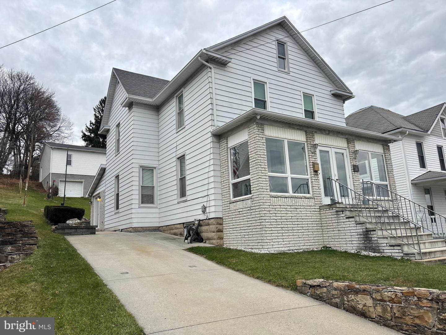 256 E Main Street, Frostburg