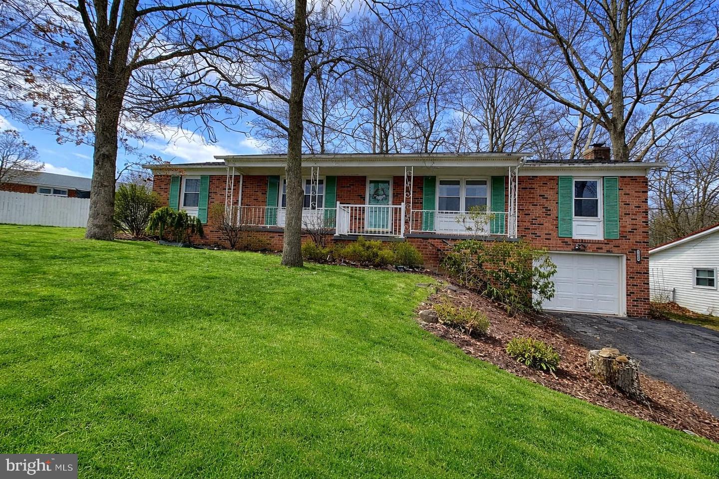 15509 Westwood Road SW, Cumberland
