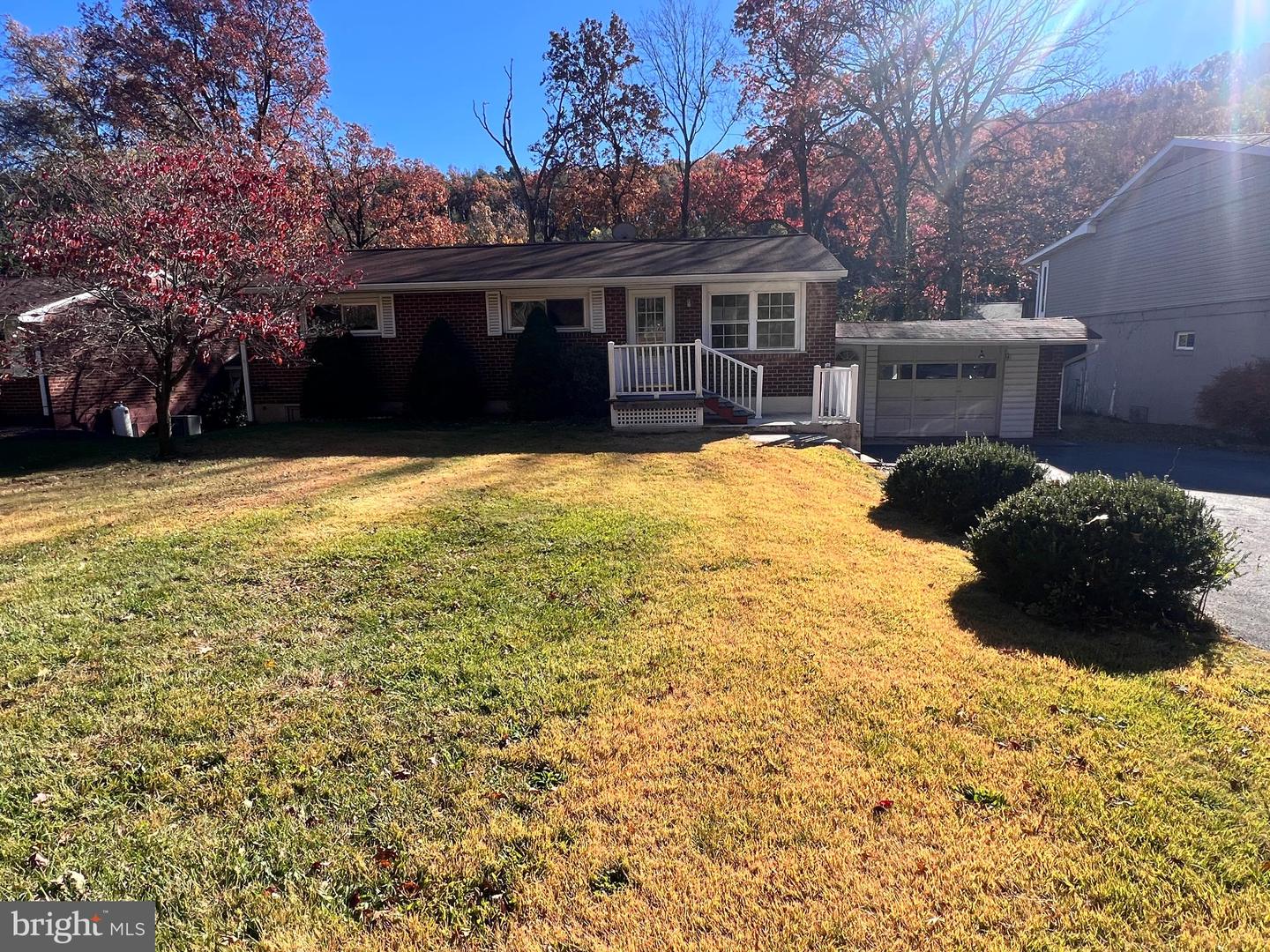 1074 Braddock Road, Cumberland