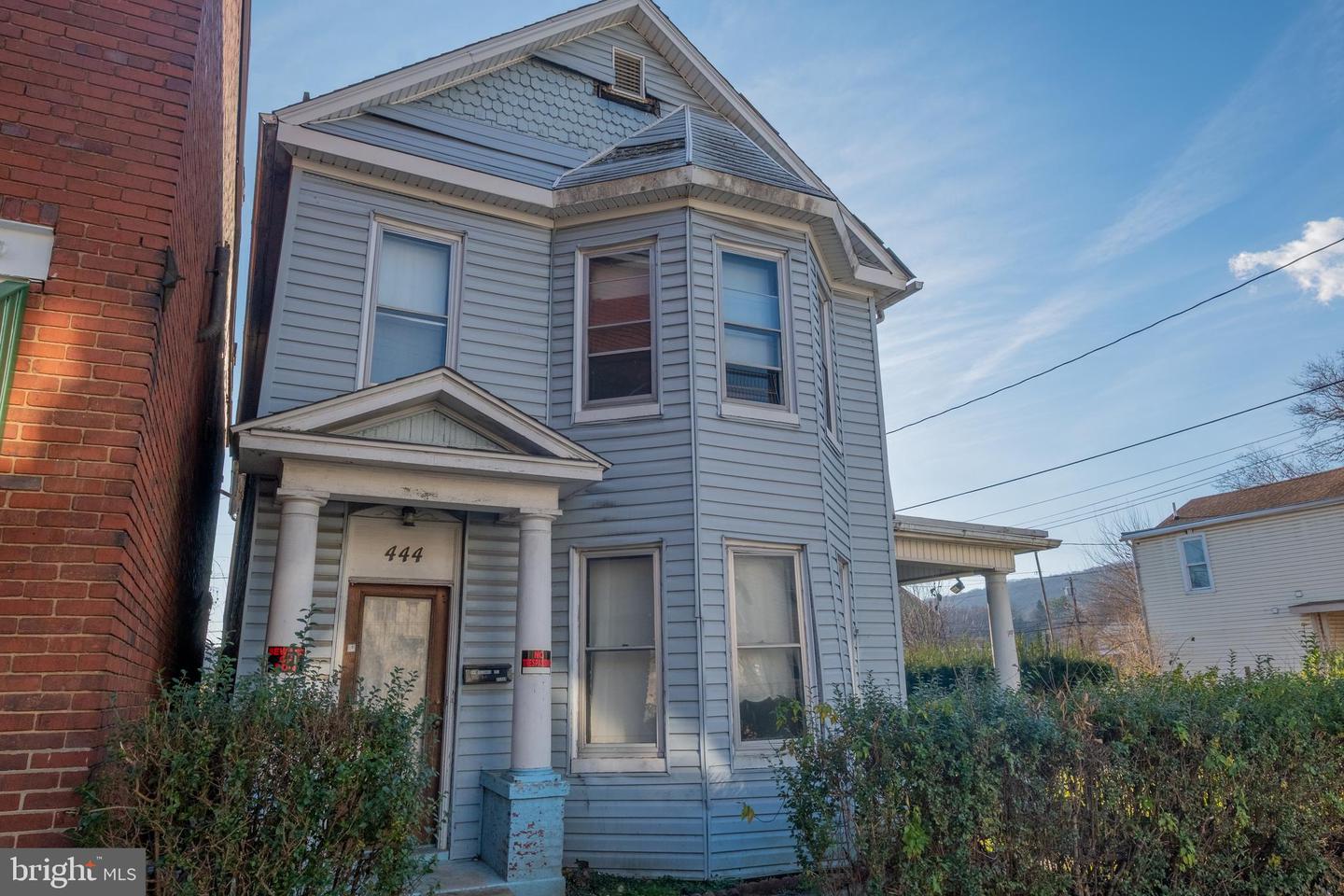 444 Columbia Street, Cumberland