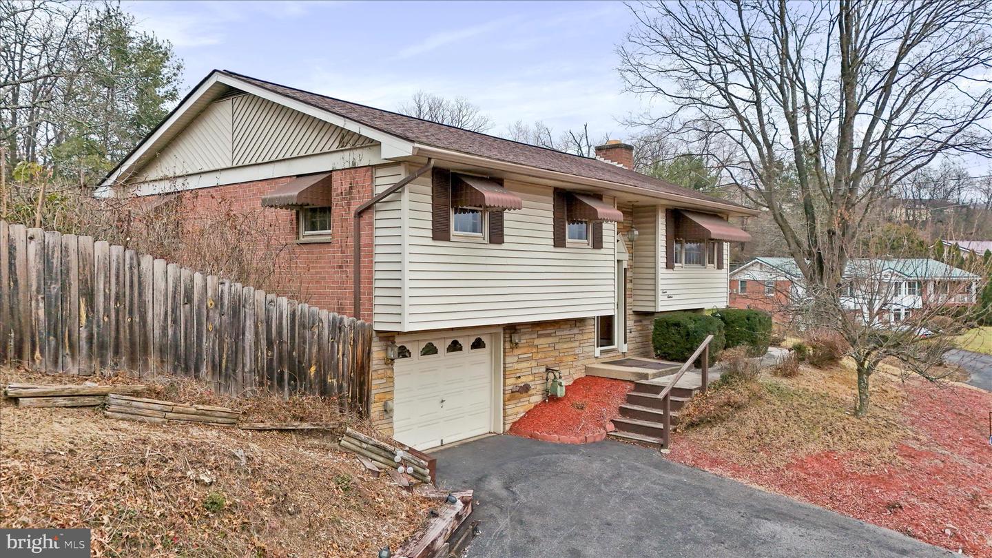 716 Winifred Road, Cumberland