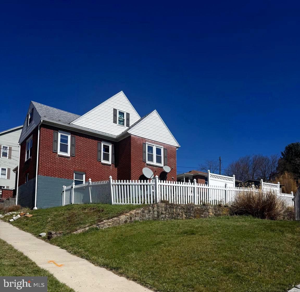 212 E Main Street