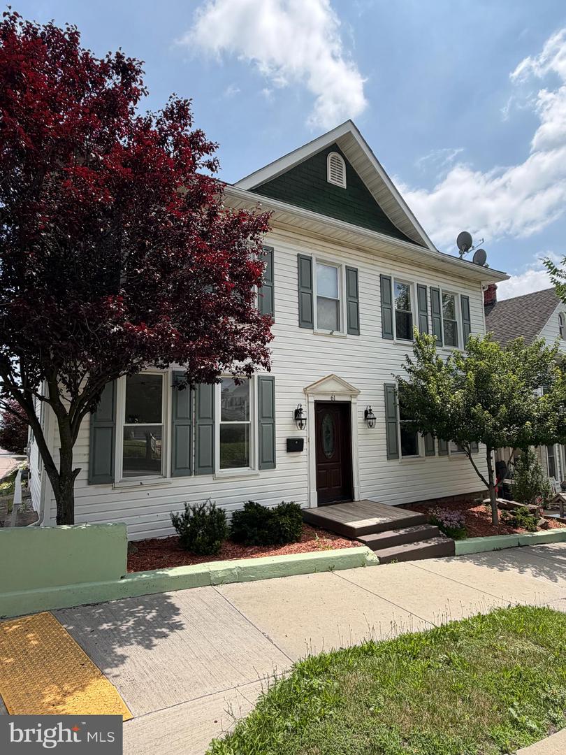 61 W Main St