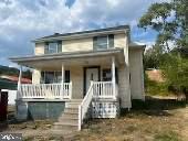 13813 Maple Tree Lane SW, Cresaptown