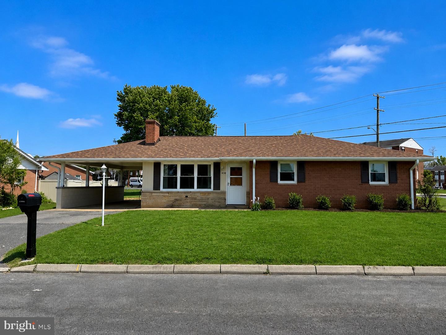 1430 Willow Court